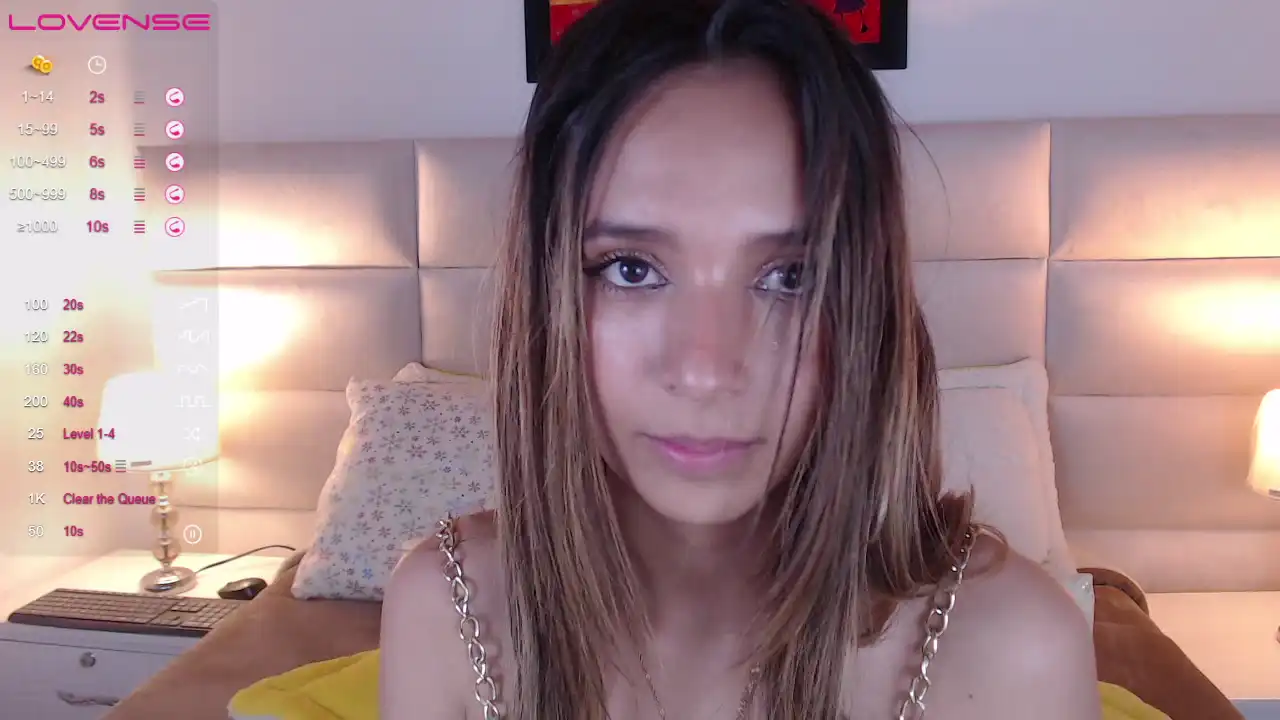 Daniamontana – Xlovecam Recorded Cam Show – 2026-01-15 10:05:51
