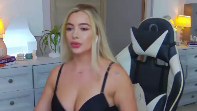 Alessia-miller – Flirt4free Recorded Cam Show – 2026-03-04 07:42:19