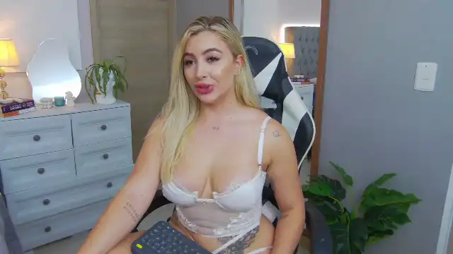 Alessia-miller – Flirt4free Recorded Cam Show – 2026-02-25 04:40:02