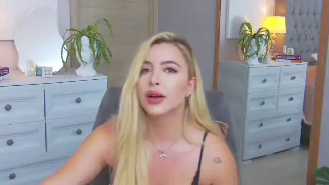 Alessia-miller – Flirt4free Recorded Cam Show – 2025-05-28 20:32:31