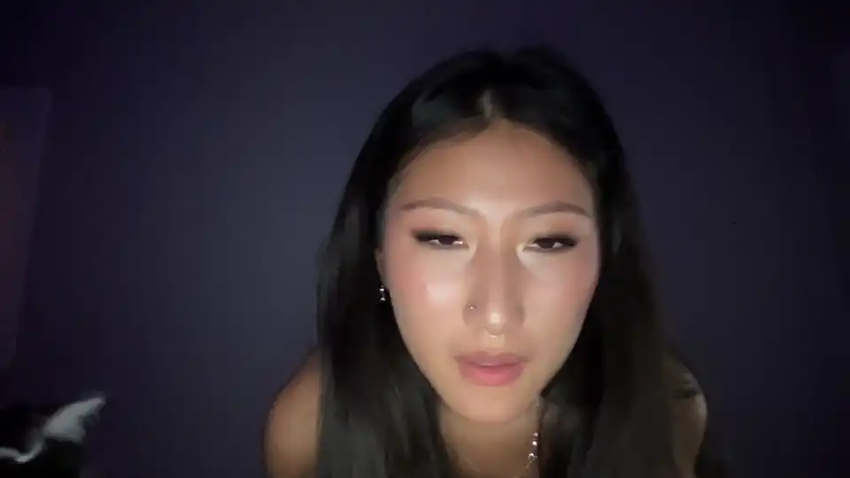 Daisykimvip – Chaturbate Recorded Cam Show – 2025-05-15 21:40:38
