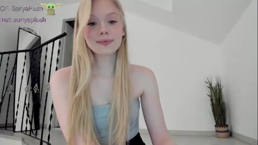Sonyaplush – Chaturbate Recorded Cam Show – 2025-09-04 06:25:50