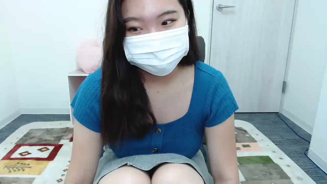 Lilicccc – Sakuralive Recorded Cam Show – 2026-04-17 04:53:48
