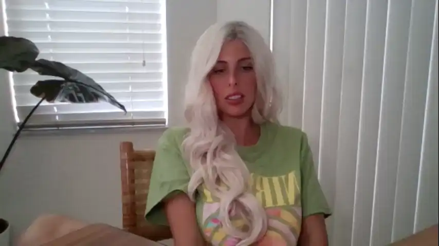 Catberg – Chaturbate Recorded Cam Show – 2025-12-24 23:11:00