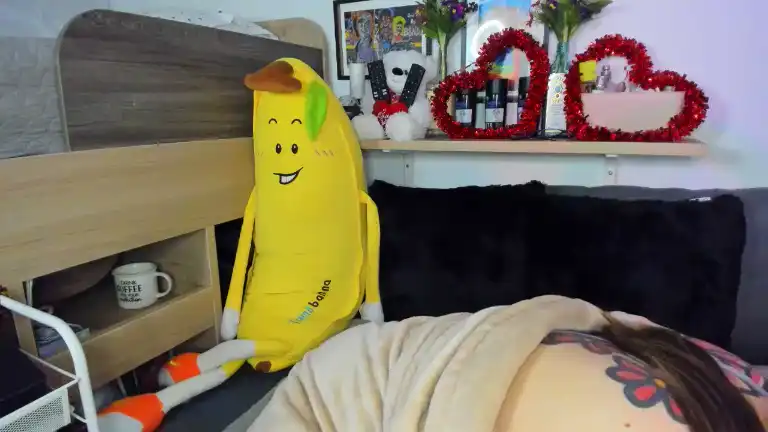 Hannahmolly – Streamate Recorded Cam Show – 2025-08-14 14:17:33