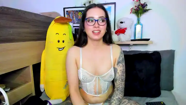 Hannahmolly – Streamate Recorded Cam Show – 2025-03-19 21:45:47