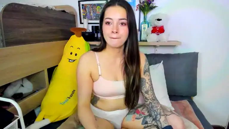 Hannahmolly – Streamate Recorded Cam Show – 2026-04-19 12:48:43