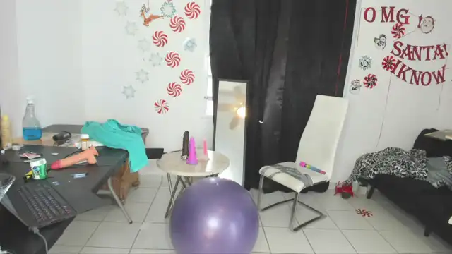 Hollyhanna – Myfreecams Recorded Cam Show – 2025-09-26 10:28:34