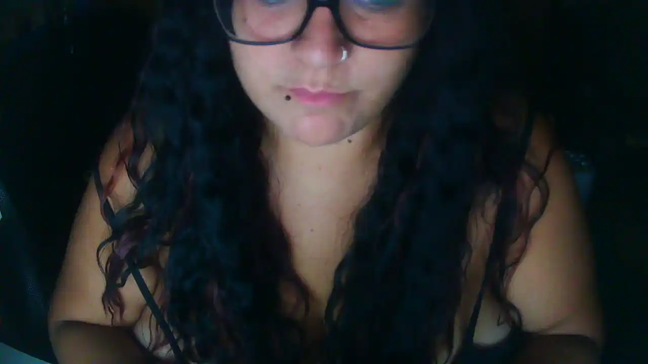 Missyhot – Amateur.tv Recorded Cam Show – 2025-11-14 19:53:34