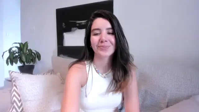 Lauravega – Myfreecams Recorded Cam Show – 2026-01-05 02:38:50