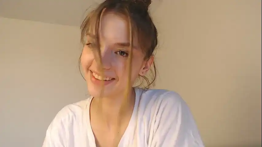 Lesi_moon – Chaturbate Recorded Cam Show – 2026-03-18 09:01:06