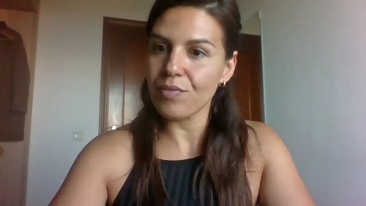 Nadiaalhayat – Cam4 Recorded Cam Show – 2025-10-06 14:37:39